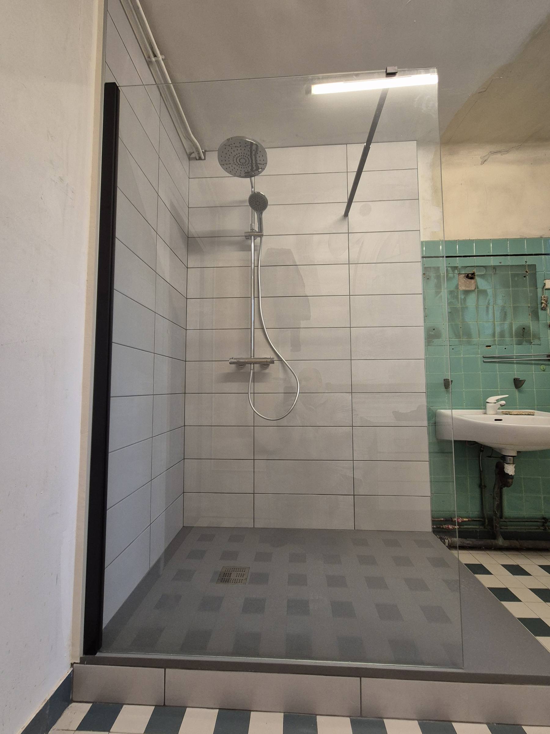 Douche sur-mesure pour personne âgée, Taverny 95