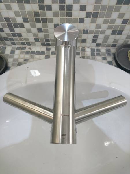 installateur de robinetterie de lavabo haut de gamme à Paris proche Franconville