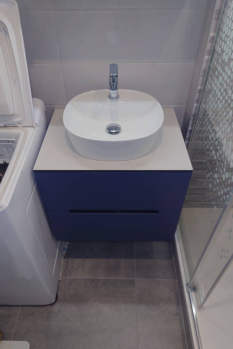 Plombier pour raccoredment d'eaux d'un meuble vasque à poser à Taverny 95150