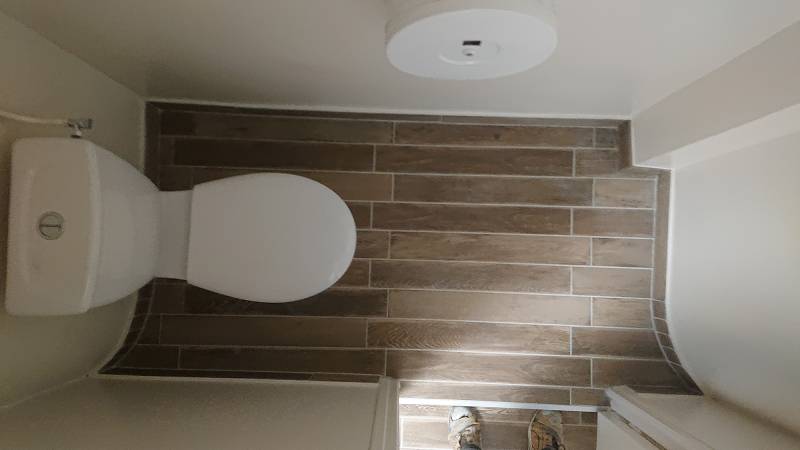 Rénovation d'un bloc sanitaire dans une école primaire près de Villiers-Adam 95840