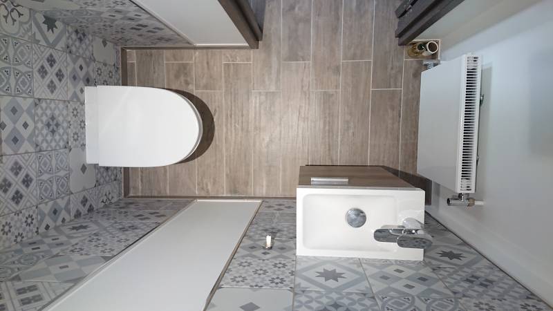 Rénovation d’un WC complet dans une maison individuelle à Beauchamp 95250