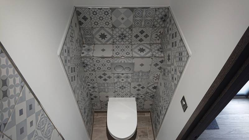 Rénovation d’un WC complet dans une maison individuelle à Beauchamp 95250