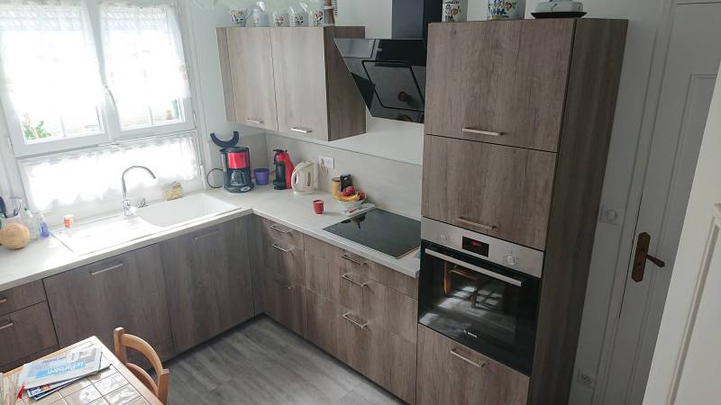 Rénovation et pose d’une cuisine équipée dans une maison individuelle près de Villiers-Adam 95840