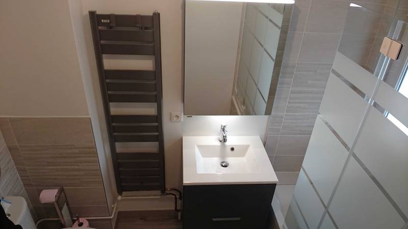 Rénovation complète d’une salle de bain avec baignoire, Le Plessis Bouchard 95130