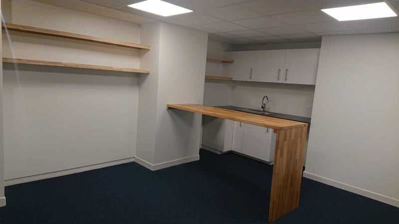 Pose d’une cuisine IKEA dans une entreprise près de Taverny 95150