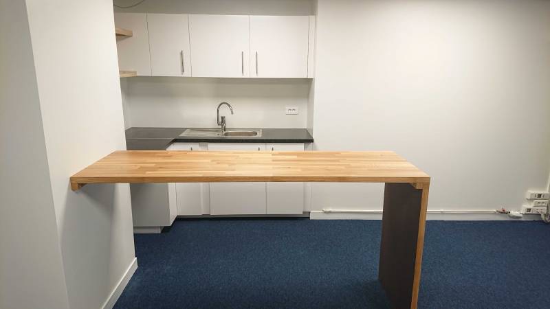 Pose d’une cuisine IKEA dans une entreprise près de Taverny 95150