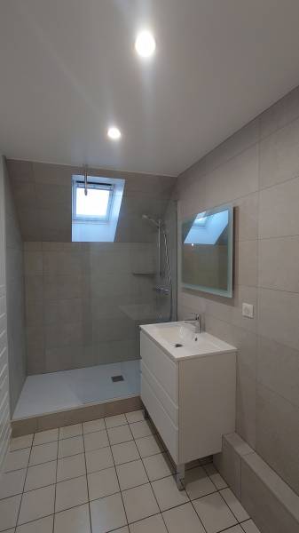 Rénovation d'une salle de bain clé en main à Villiers-Adam 95840