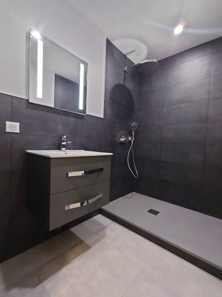 Installation de douche à l'italienne à Le Plessis Bouchard