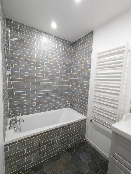 Rénovation complète d’une salle de bain dans un appartement à Saint-Prix 95390